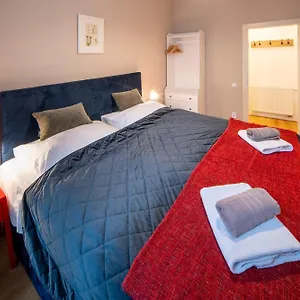 apart-hotel-zborovska.praguehotelsweb.com/