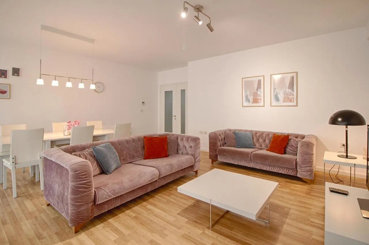Aparthotel The Rooms Serviced Apartments Tirana