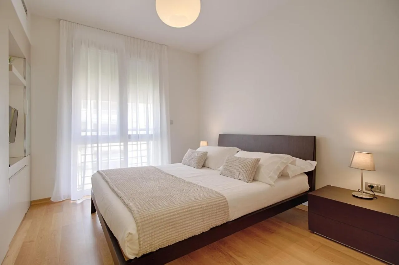 The Rooms Serviced Apartments Tirana 4*,  Albânia