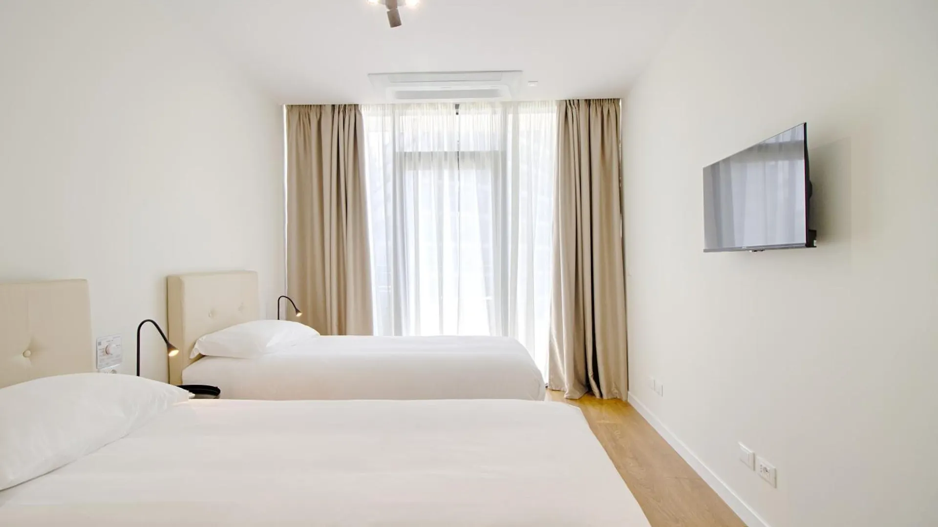 **** Aparthotel The Rooms Serviced Apartments Tirana Albania