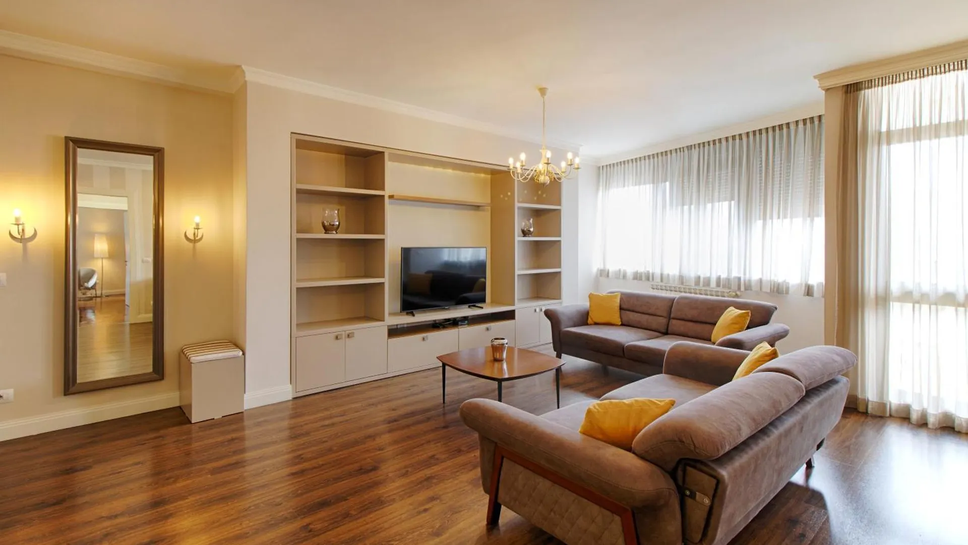 The Rooms Serviced Apartments Tirana 4*,  Albânia